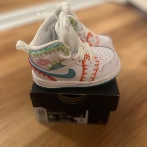 Jordan 1 Mid SE